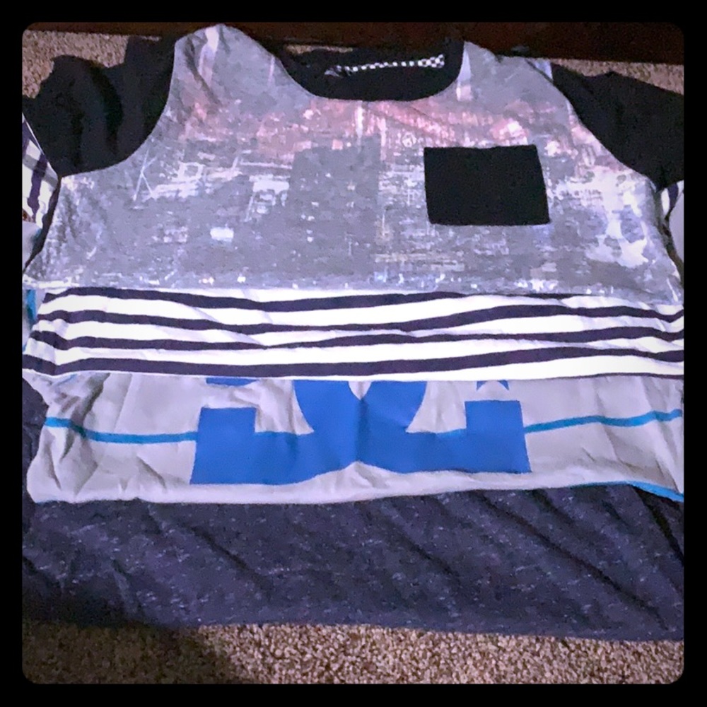 I have 4 used tee sizes l and xl